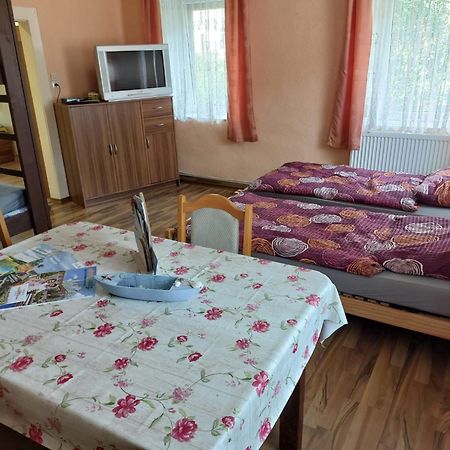 Ferienwohnung Bretnig Grossrohrsdorf Bagian luar foto