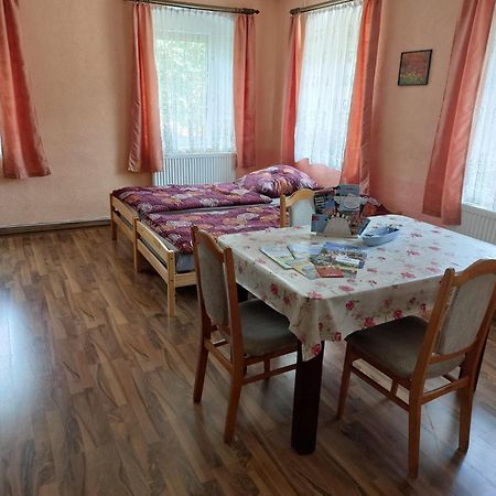 Ferienwohnung Bretnig Grossrohrsdorf Bagian luar foto
